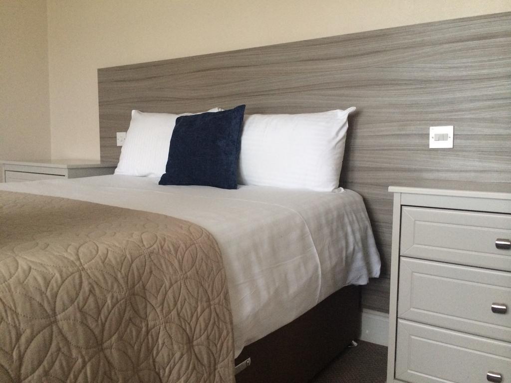 Cullen Bay Hotel Rum bild